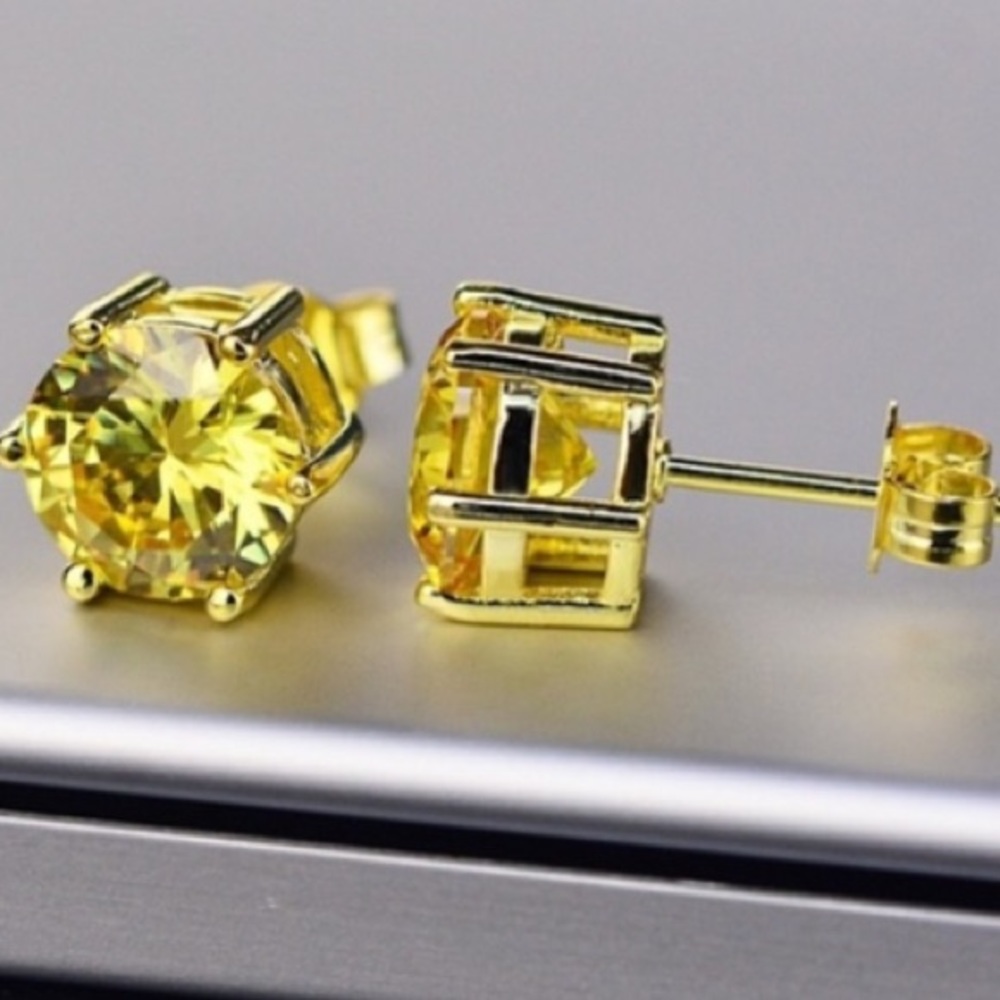 2.5 CT 925l Topaz & Citron Zirconia Silver Studs⭐️ - Picture 2 of 4